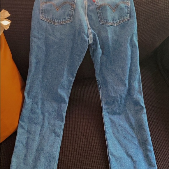 Levi’s Distressed Blue Jeans women’s - Picture 3 of 4